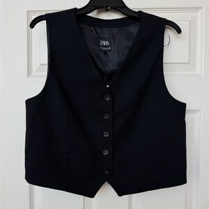 Zara Women's Black Button-Up Vest